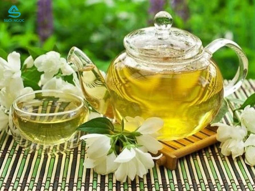 Ai nên uống trà hoa lài?